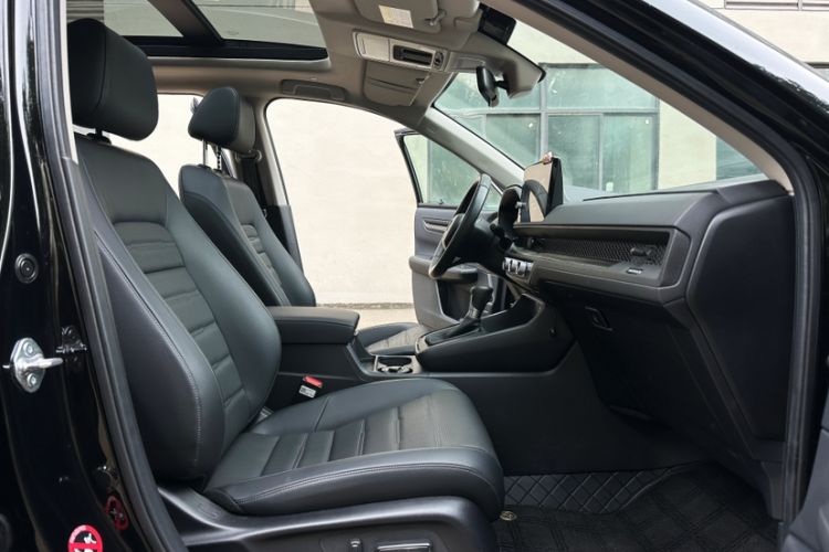 Used Honda CR-V 2024 240TURBO Two-Wheel-Drive FENGSHANG Edition 5 Seats Interior 3