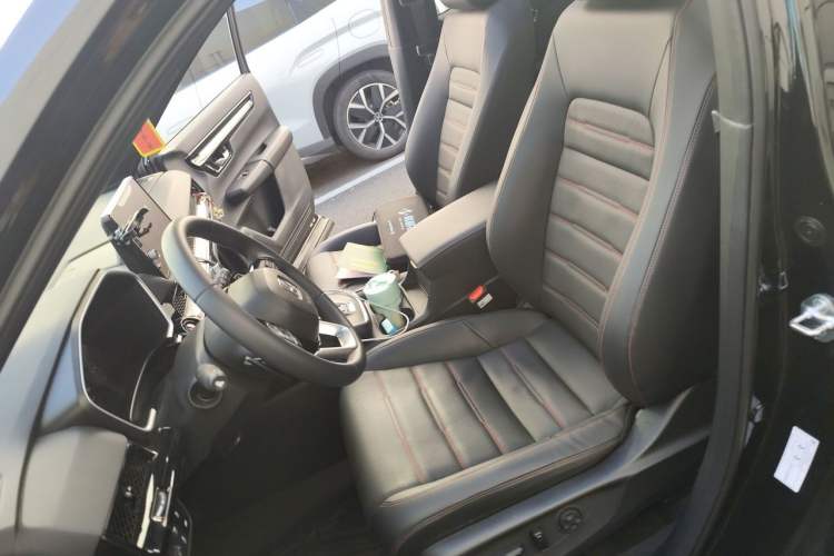 Used Honda CR-V 2024 2.0L eHEV Two-Wheel Drive Smart Edition Left Front Seat
