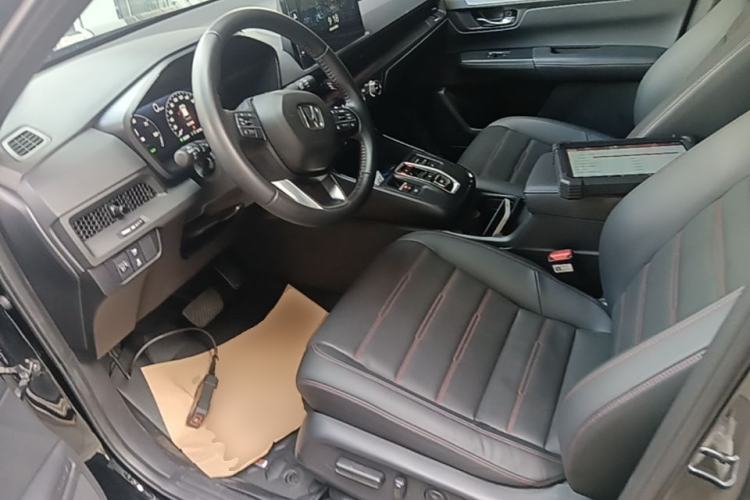 Used Honda CR-V 2024 2.0L eHEV Two-Wheel Drive Smart Edition Left Front Seat