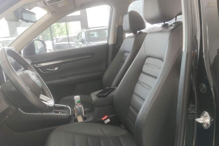 Used Honda CR-V 2024 240TURBO All-Wheel Drive Deluxe Edition 5 Seats Left Front Seat