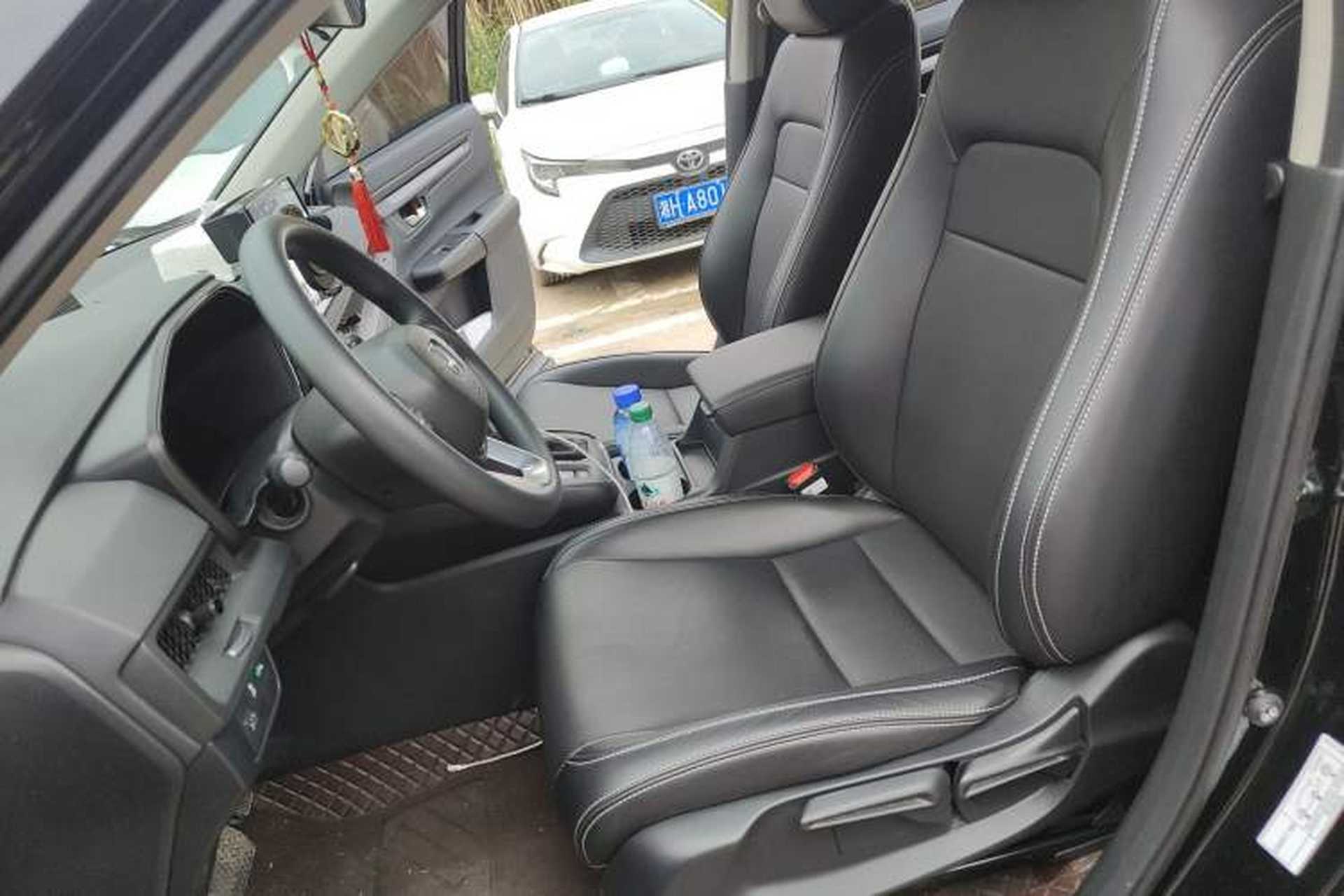 Used Honda CR-V 2024 240TURBO Two-Wheel-Drive Active Version 5 Seats Left Front Seat