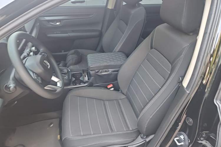 Used Honda CR-V 2024 240TURBO Two-Wheel-Drive Active Version 5 Seats Left Front Seat
