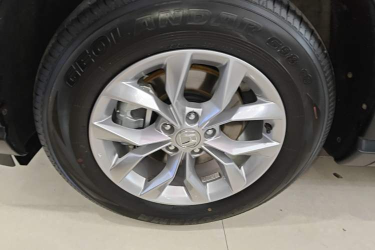 Used Honda CR-V 2024 240TURBO Two-Wheel-Drive FENGSHANG Edition 5 Seats Left Front Wheel Hub