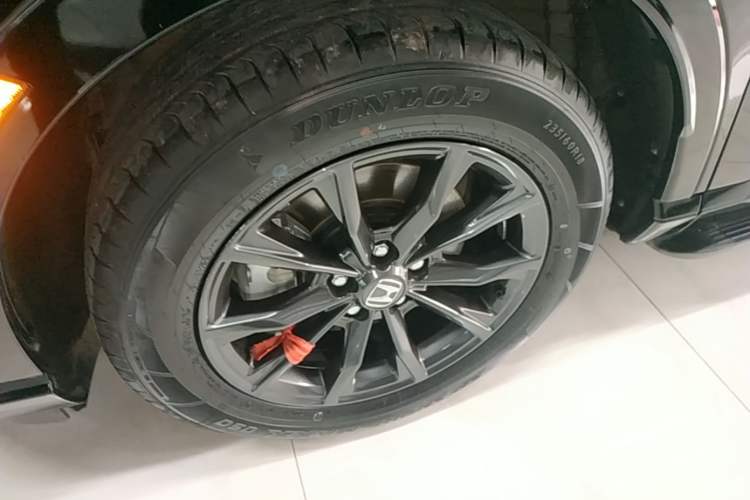Used Honda CR-V 2024 2.0L eHEV Two-Wheel Drive Smart Edition Left Front Wheel Hub