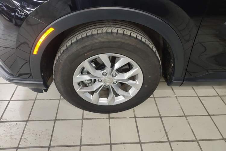 Used Honda CR-V 2024 240TURBO Two-Wheel-Drive Active Version 5 Seats Left Front Wheel Hub