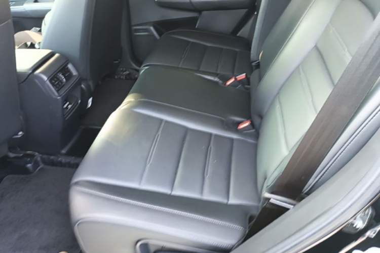 Used Honda CR-V 2024 240TURBO Two-Wheel-Drive FENGSHANG Edition 5 Seats Left Rear Seat