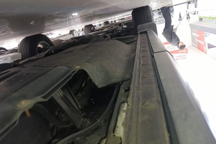 Used Honda CR-V 2024 240TURBO Two-Wheel Drive Smart Edition 5 Seats Left Side Sill