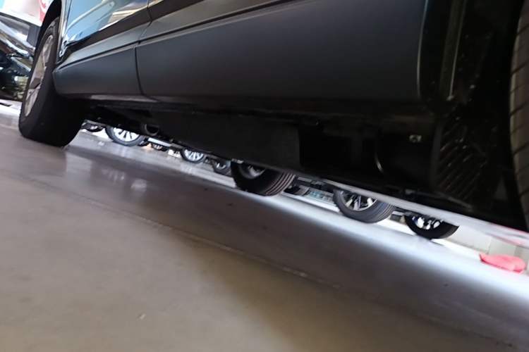 Used Honda CR-V 2024 240TURBO Two-Wheel-Drive FENGSHANG Edition 5 Seats Left Side Sill