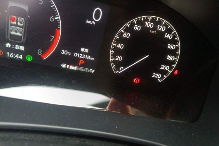 Used Honda CR-V 2024 240TURBO Two-Wheel-Drive FENGSHANG Edition 5 Seats Odometer Close Up