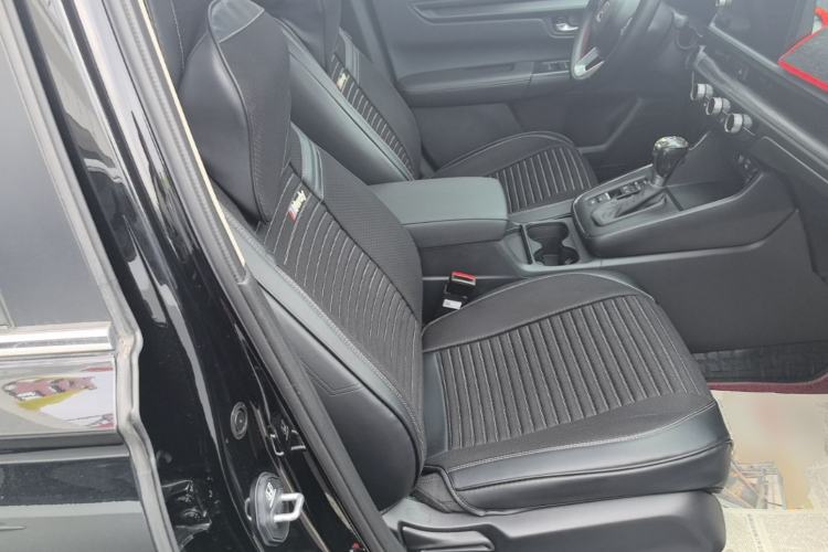 Used Honda CR-V 2024 240TURBO Two-Wheel-Drive Active Version 5 Seats Right Front Seat