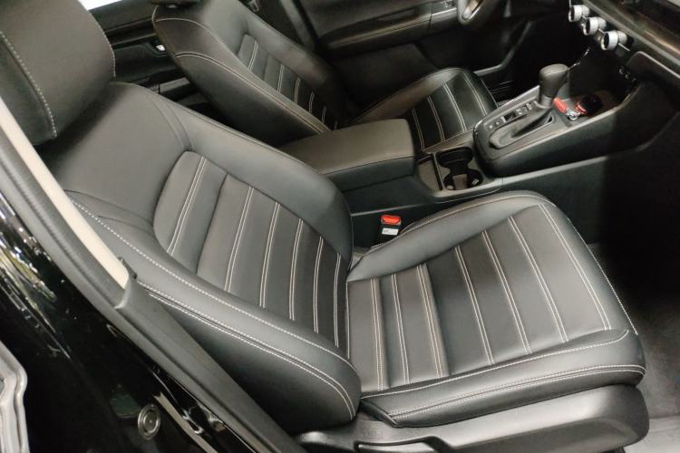 Used Honda CR-V 2024 240TURBO Two-Wheel-Drive Active Version 5 Seats Right Front Seat