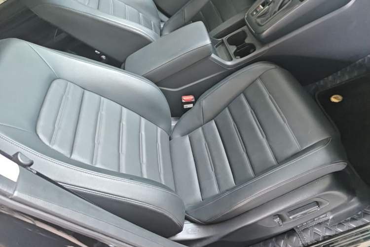 Used Honda CR-V 2024 240TURBO Two-Wheel-Drive FENGSHANG Edition 5 Seats Right Front Seat
