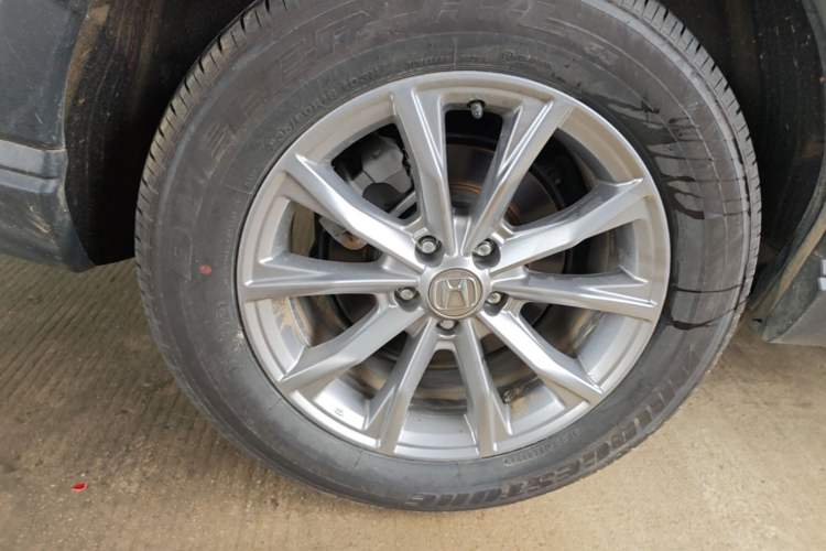 Used Honda CR-V 2024 240TURBO All-Wheel Drive Deluxe Edition 5 Seats Right Rear Wheel Hub
