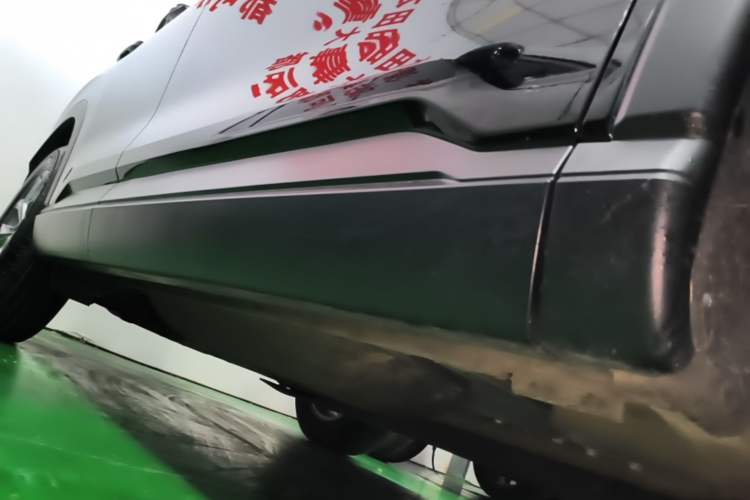 Used Honda CR-V 2024 240TURBO Two-Wheel-Drive Active Version 5 Seats Right Side Sill