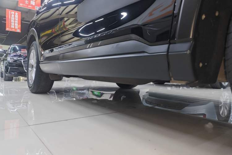 Used Honda CR-V 2024 240TURBO Two-Wheel Drive Smart Edition 5 Seats Right Side Sill
