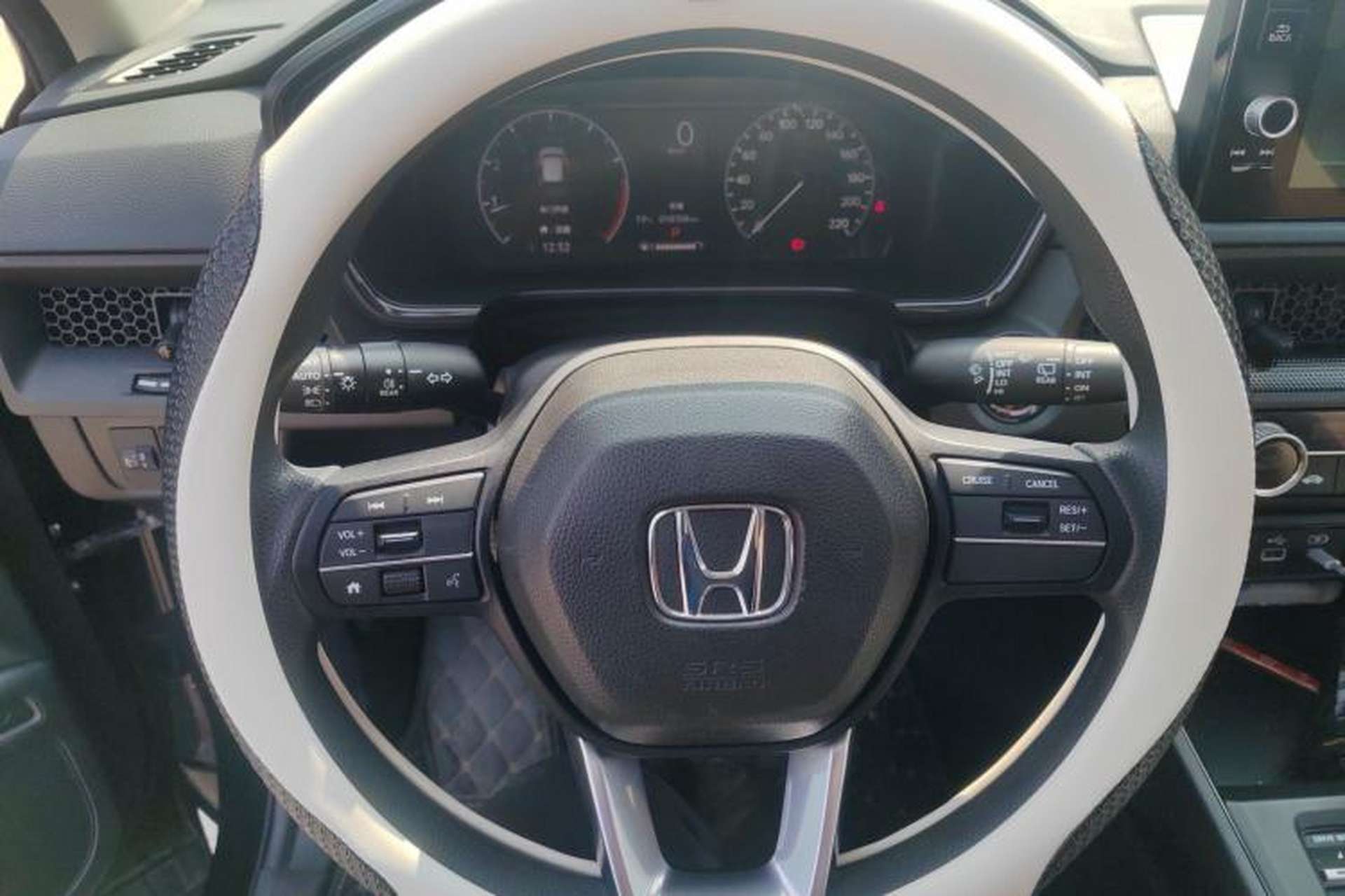 Used Honda CR-V 2024 240TURBO Two-Wheel-Drive Active Version 5 Seats Steering Wheel