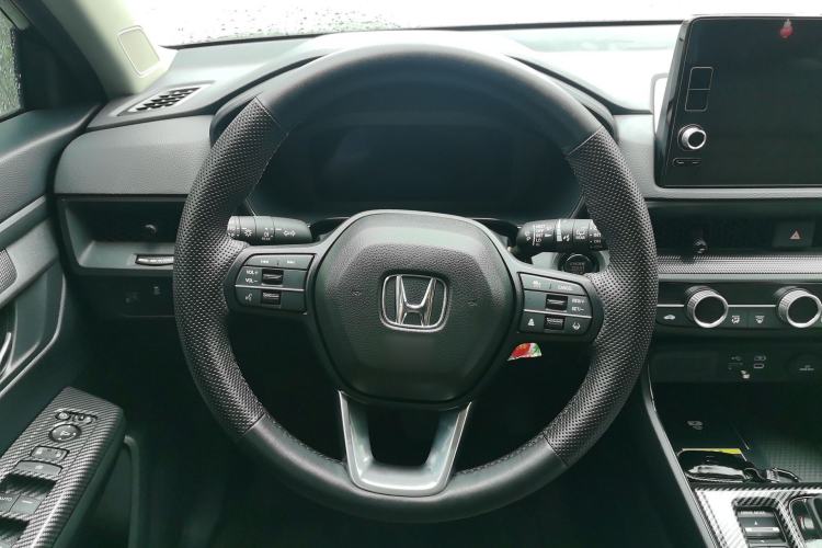 Used Honda CR-V 2024 240TURBO Two-Wheel Drive Smart Edition 5 Seats Steering Wheel