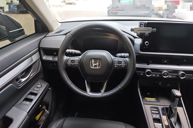 Used Honda CR-V 2024 240TURBO Two-Wheel Drive Smart Edition 5 Seats Steering Wheel
