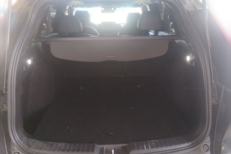 Used Honda CR-V 2024 2.0L eHEV Two-Wheel Drive Smart Edition Trunk