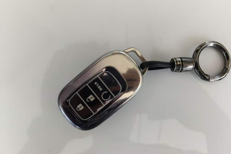 Used Honda CR-V 2024 2.0L eHEV Two-Wheel Drive Smart Edition Vehicle Key