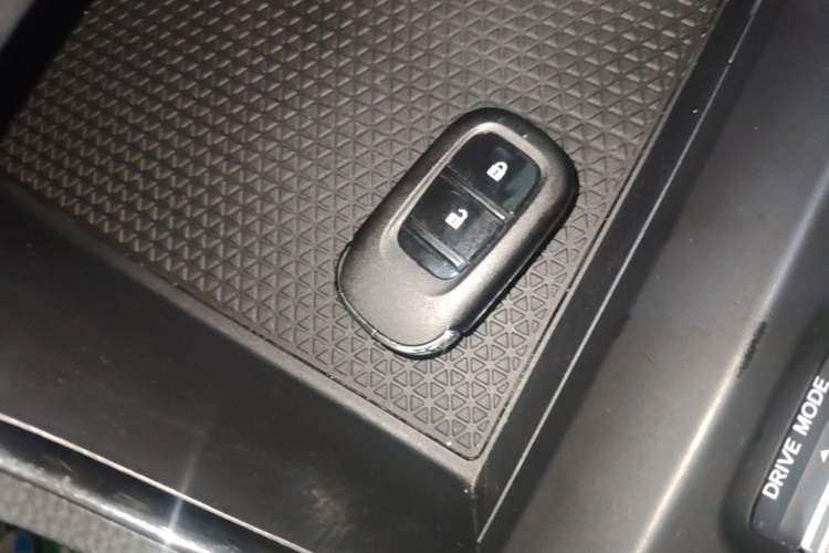 Used Honda CR-V 2024 240TURBO Two-Wheel-Drive Active Version 5 Seats Vehicle Key