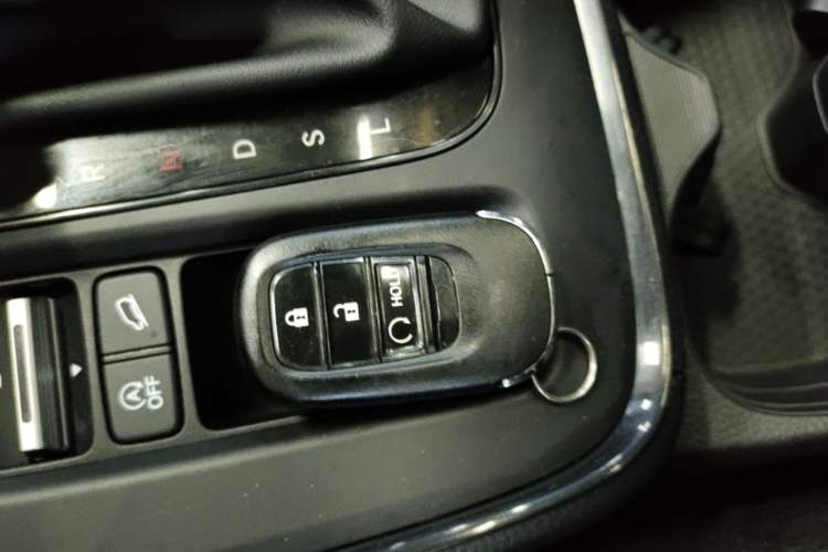 Used Honda CR-V 2024 240TURBO Two-Wheel-Drive FENGSHANG Edition 5 Seats Vehicle Key