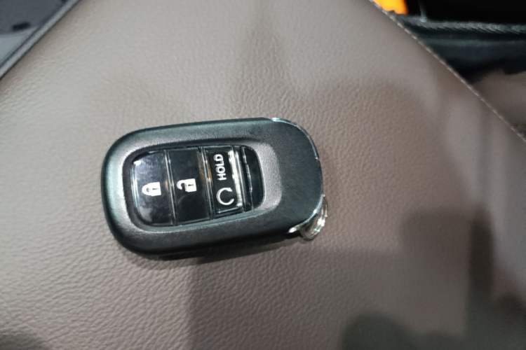 Used Honda CR-V 2024 240TURBO Two-Wheel Drive Smart Edition 5 Seats Vehicle Key