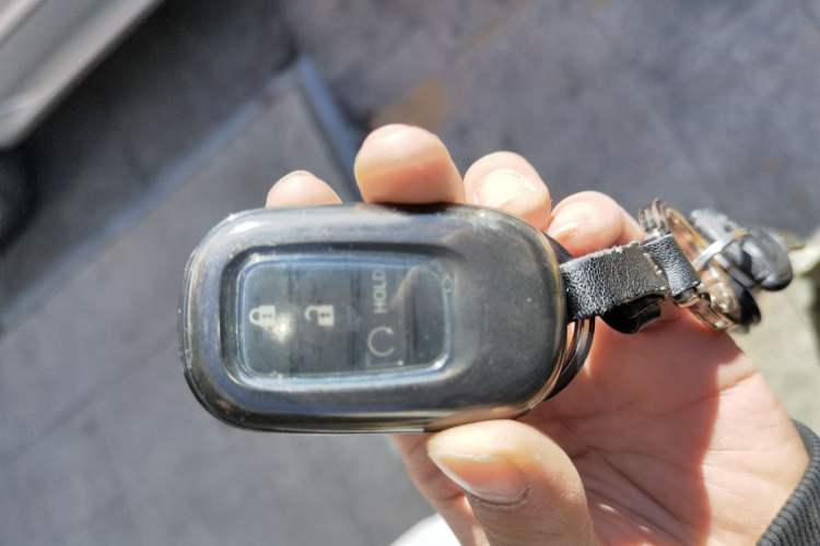Used Honda CR-V 2024 2.0L eHEV Two-Wheel Drive Smart Edition Vehicle Key