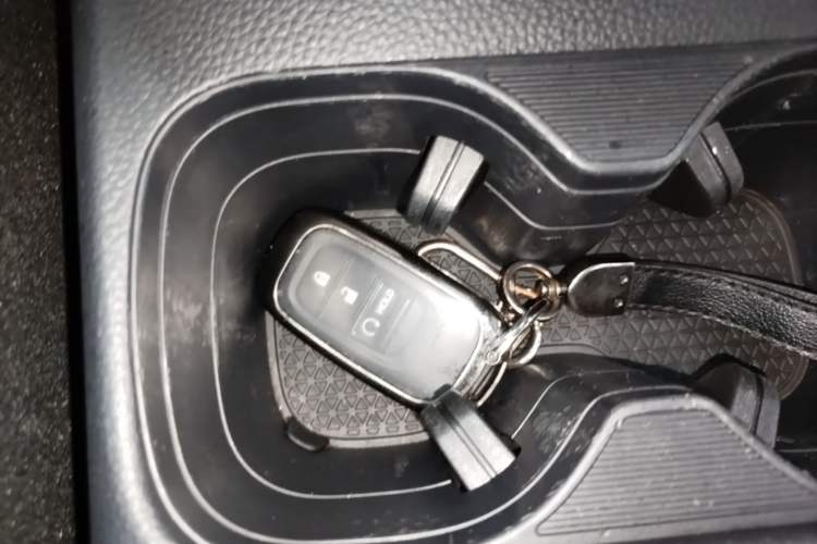 Used Honda CR-V 2024 240TURBO Two-Wheel-Drive FENGSHANG Edition 5 Seats Vehicle Key