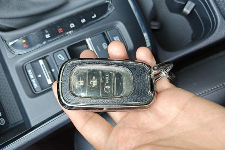 Used Honda CR-V 2024 240TURBO Two-Wheel-Drive FENGSHANG Edition 5 Seats Vehicle Key