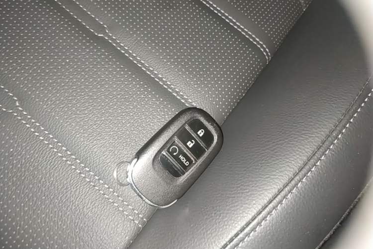 Used Honda CR-V 2024 240TURBO Two-Wheel-Drive FENGSHANG Edition 5 Seats Vehicle Key