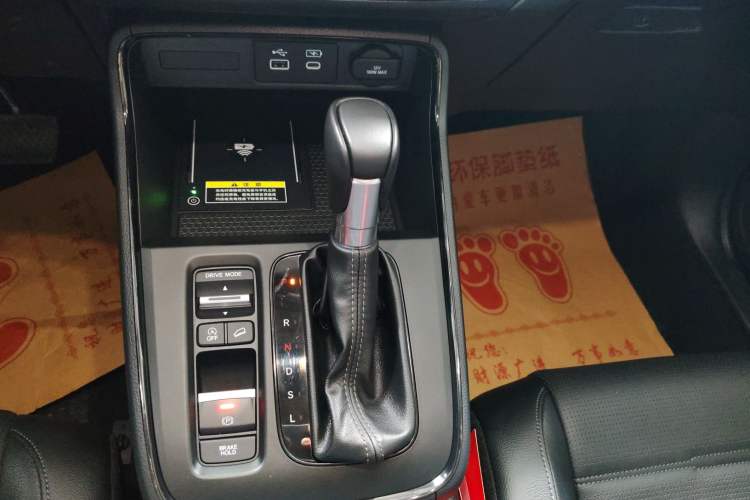 Used Honda CR-V 2024 240TURBO Two-Wheel-Drive FENGSHANG Edition 5 Seats Gear Lever