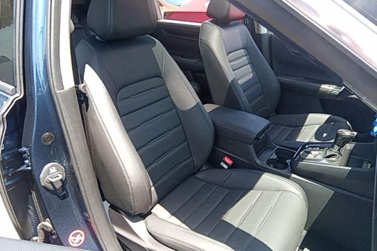 Used Honda CR-V 2024 240TURBO Two-Wheel-Drive FENGSHANG Edition 5 Seats Right Front Seat