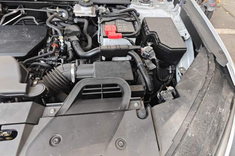 Used Honda CR-V 2024 240TURBO Two-Wheel-Drive Active Version 5 Seats Engine Bay Left