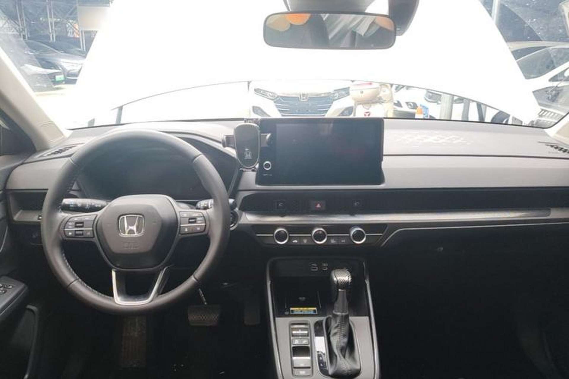 Used Honda CR-V 2024 240TURBO Two-Wheel-Drive FENGSHANG Edition 5 Seats Center Console