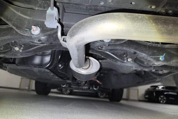 Used Honda CR-V 2024 2.0L eHEV Two-Wheel Drive Smart Edition Chassis Rear
