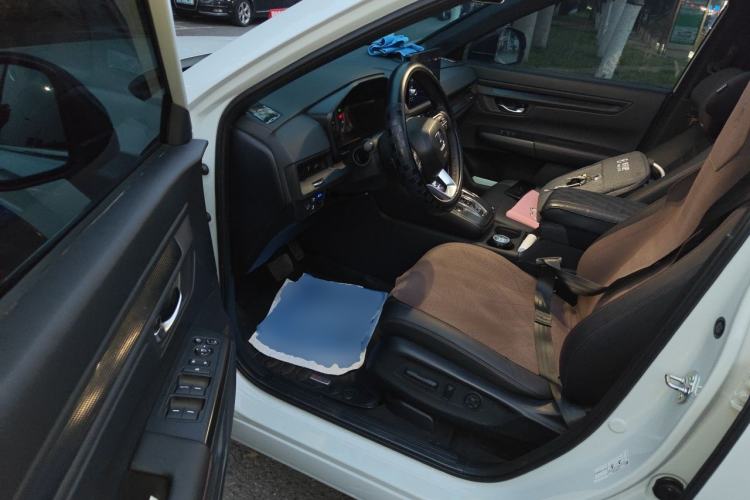 Used Honda CR-V 2024 2.0L eHEV Two-Wheel Drive Smart Edition Driver Seat