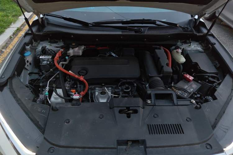 Used Honda CR-V 2024 2.0L eHEV Two-Wheel Drive Smart Edition Engine Bay