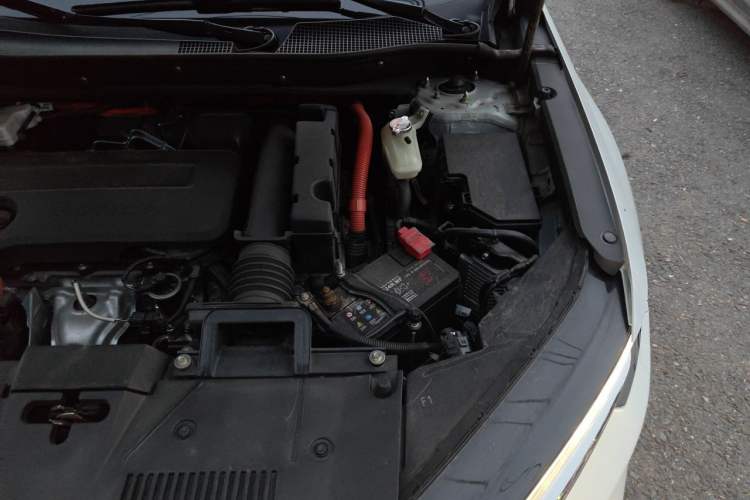 Used Honda CR-V 2024 2.0L eHEV Two-Wheel Drive Smart Edition Engine Bay Left
