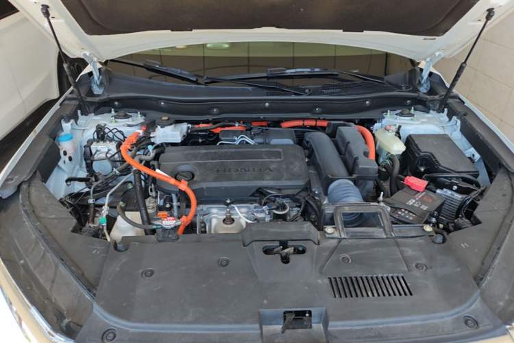 Used Honda CR-V 2024 2.0L eHEV Two-Wheel Drive Smart Edition Engine Bay