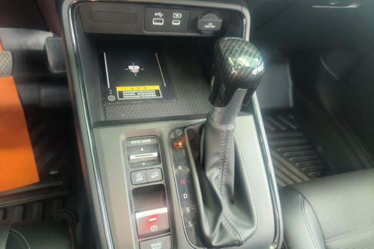 Used Honda CR-V 2024 240TURBO Two-Wheel-Drive FENGSHANG Edition 5 Seats Gear Lever