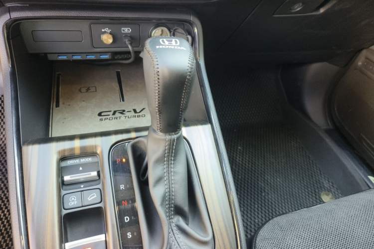 Used Honda CR-V 2024 240TURBO Two-Wheel-Drive FENGSHANG Edition 5 Seats Gear Lever
