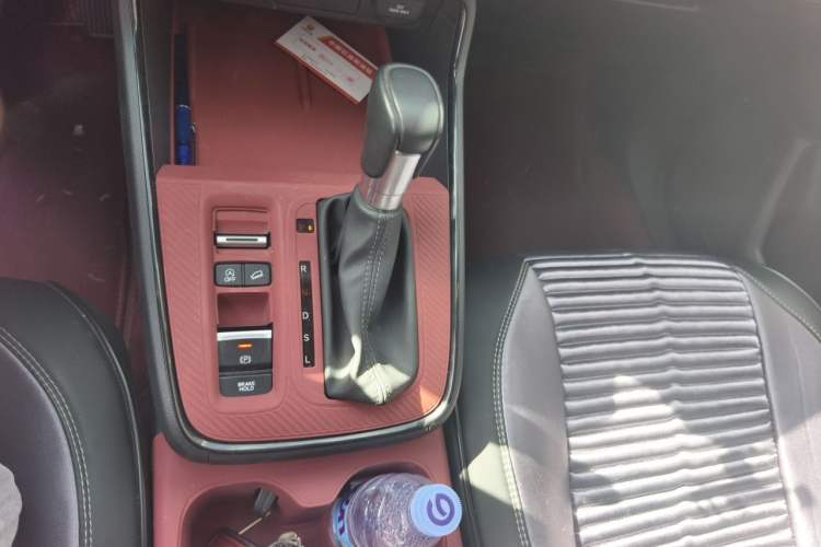 Used Honda CR-V 2024 240TURBO Two-Wheel-Drive FENGSHANG Edition 5 Seats Gear Lever