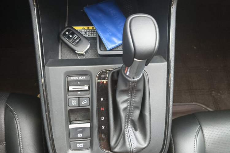 Used Honda CR-V 2024 240TURBO Two-Wheel-Drive FENGSHANG Edition 5 Seats Gear Lever