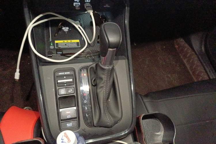 Used Honda CR-V 2024 240TURBO Two-Wheel-Drive FENGSHANG Edition 5 Seats Gear Lever