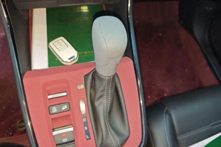 Used Honda CR-V 2024 240TURBO Two-Wheel-Drive FENGSHANG Edition 5 Seats Gear Lever