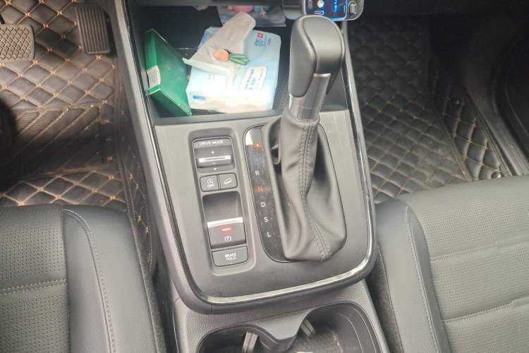 Used Honda CR-V 2024 240TURBO Two-Wheel-Drive FENGSHANG Edition 7 Seats Gear Lever
