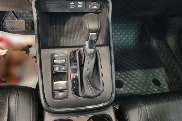 Used Honda CR-V 2024 240TURBO Two-Wheel-Drive Active Version 5 Seats Gear Lever