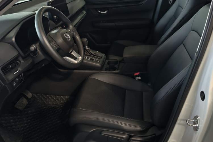 Used Honda CR-V 2024 240TURBO Two-Wheel-Drive Active Version 5 Seats Interior 1