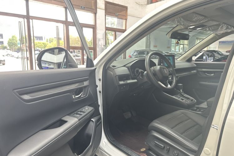 Used Honda CR-V 2024 240TURBO Two-Wheel-Drive FENGSHANG Edition 5 Seats Interior 2